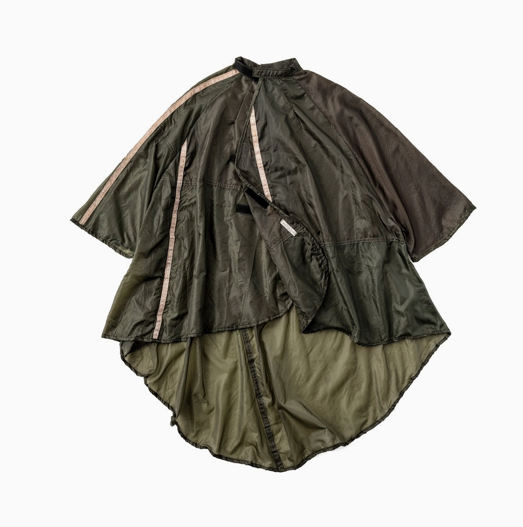 Puebco Vintage Parachute Barber Cape