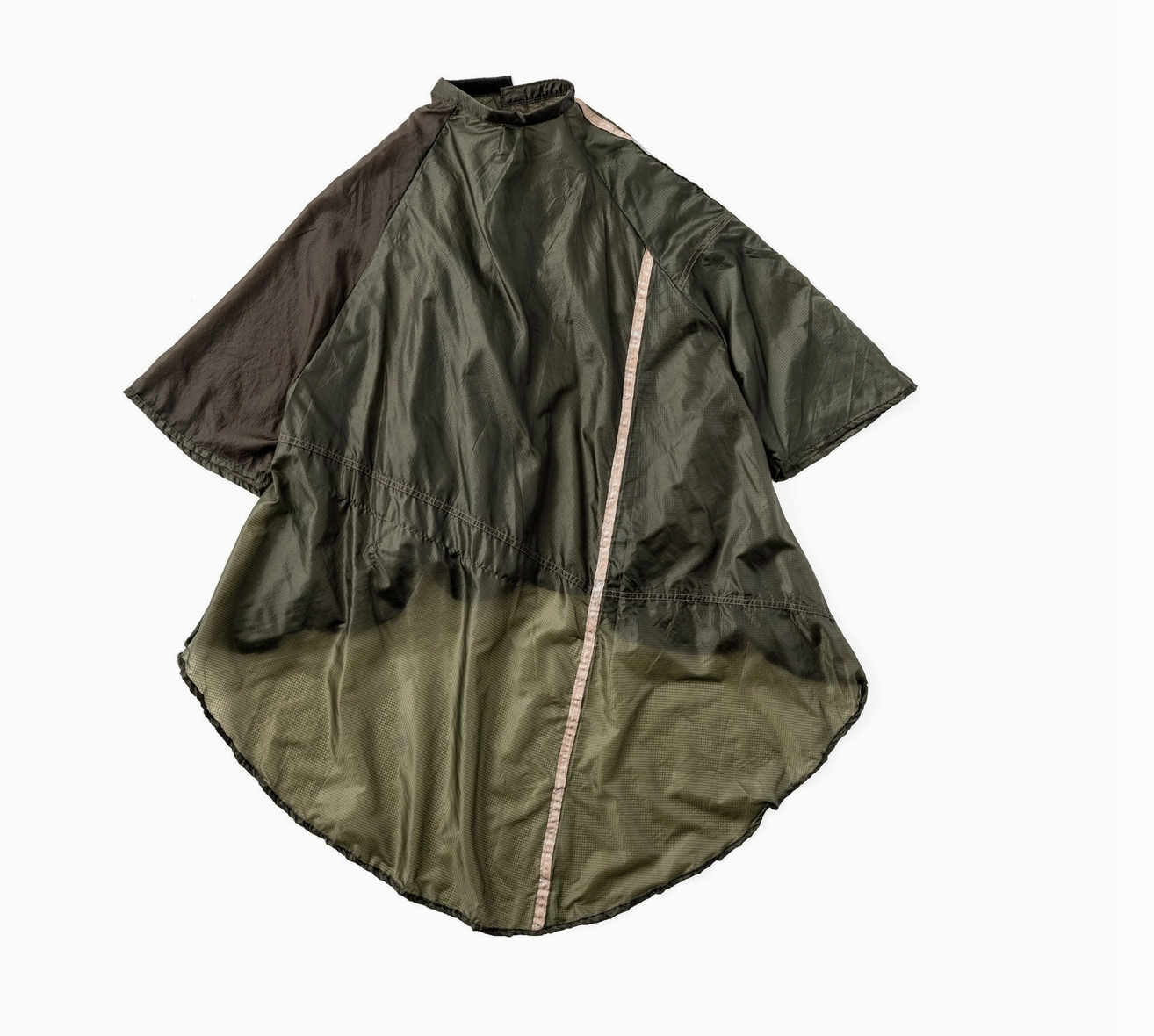 Puebco Vintage Parachute Barber Cape