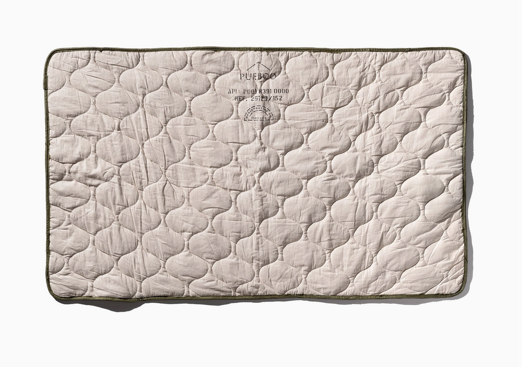Puebco Vintage Parachute Line Quilted Blanket